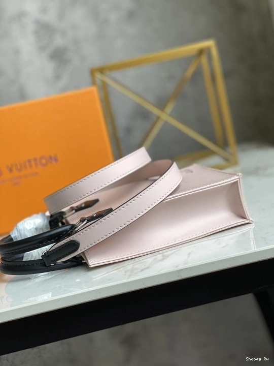 VUITTON PETIT SAC PLAT LOUIS 0821
